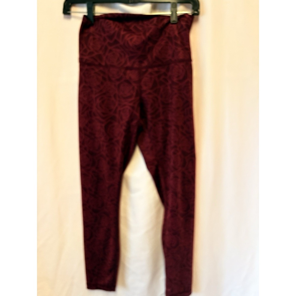 LULULEMON High Rise Crop Leggings Maroon Floral Pattern Size Medium Yoga Gym 6